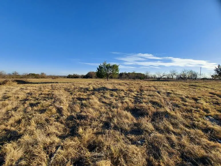 33 Comanche Hills Drive Comanche, TX 76442