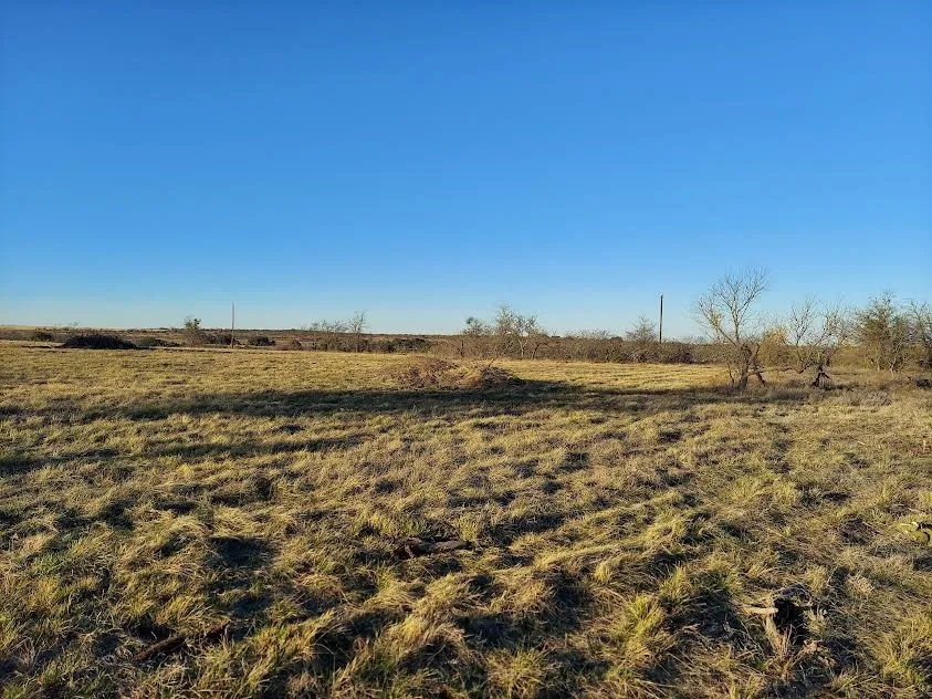 33 Comanche Hills Drive Comanche, TX 76442