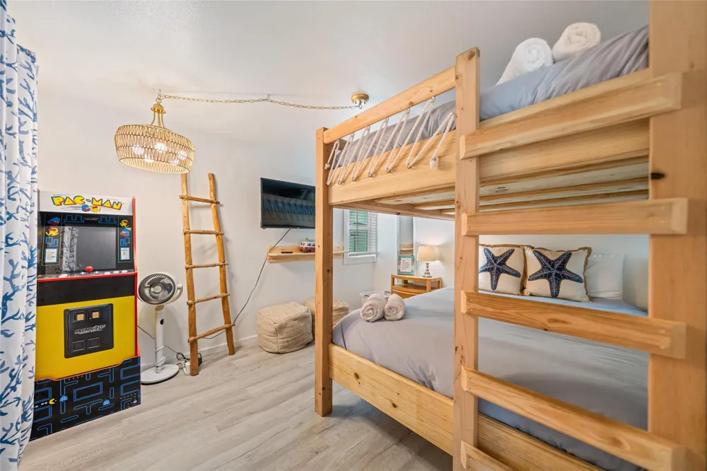603 Island Retreat Road Port Aransas, TX 78373