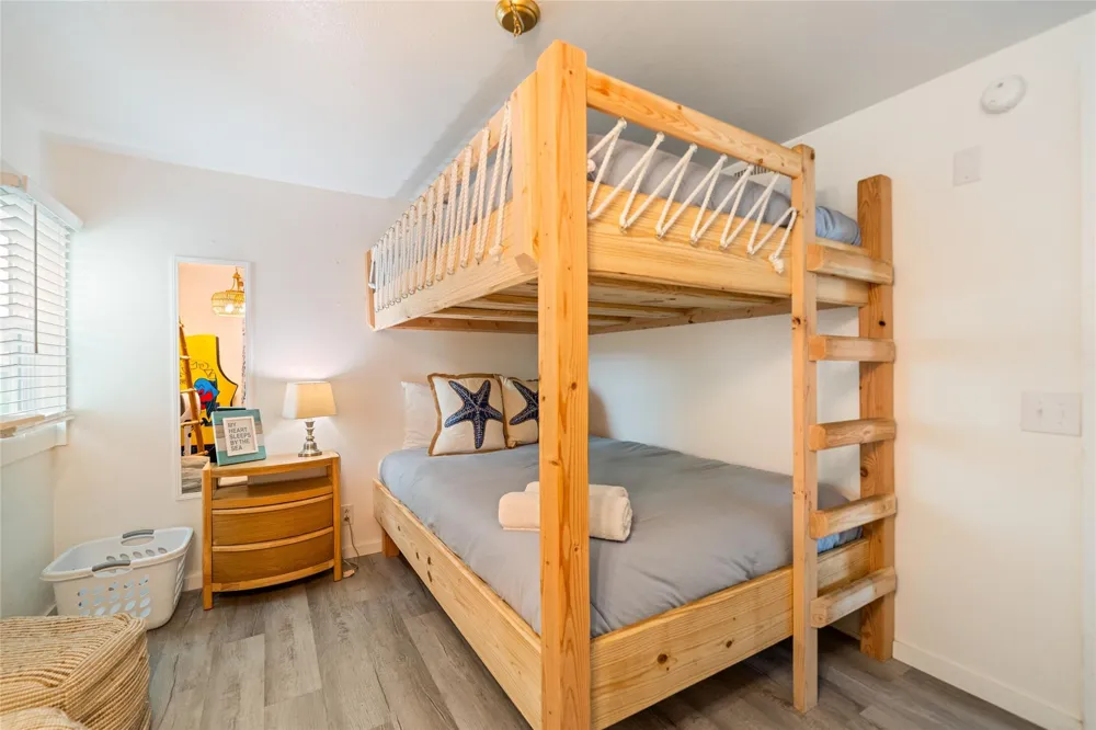 603 Island Retreat Road Port Aransas, TX 78373