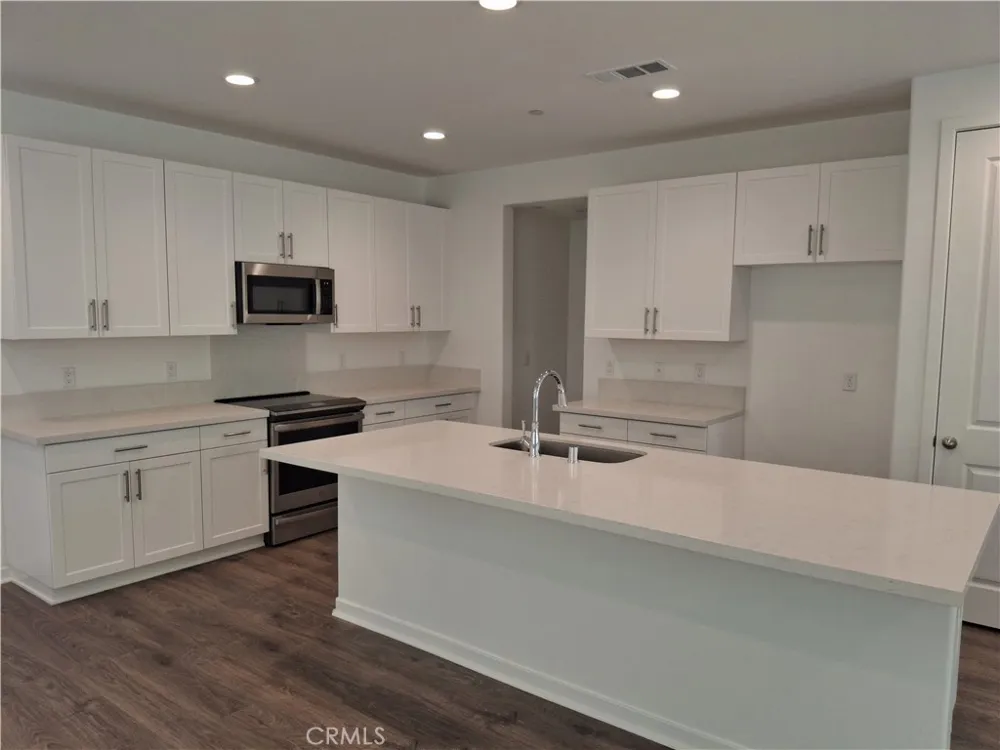 31351 Siskiyou Court Winchester, CA 92596
