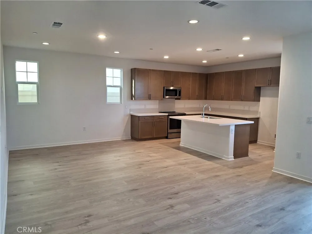 31353 Osage Trail Winchester, CA 92596
