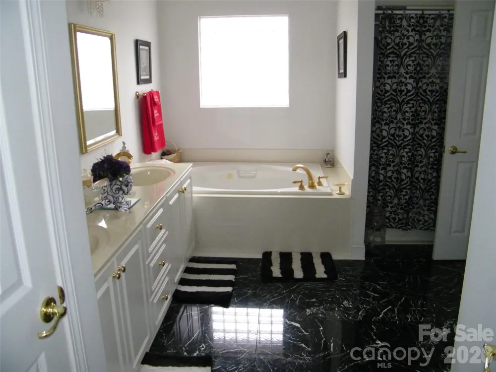 509 E Main Street Rockwell, NC 28138