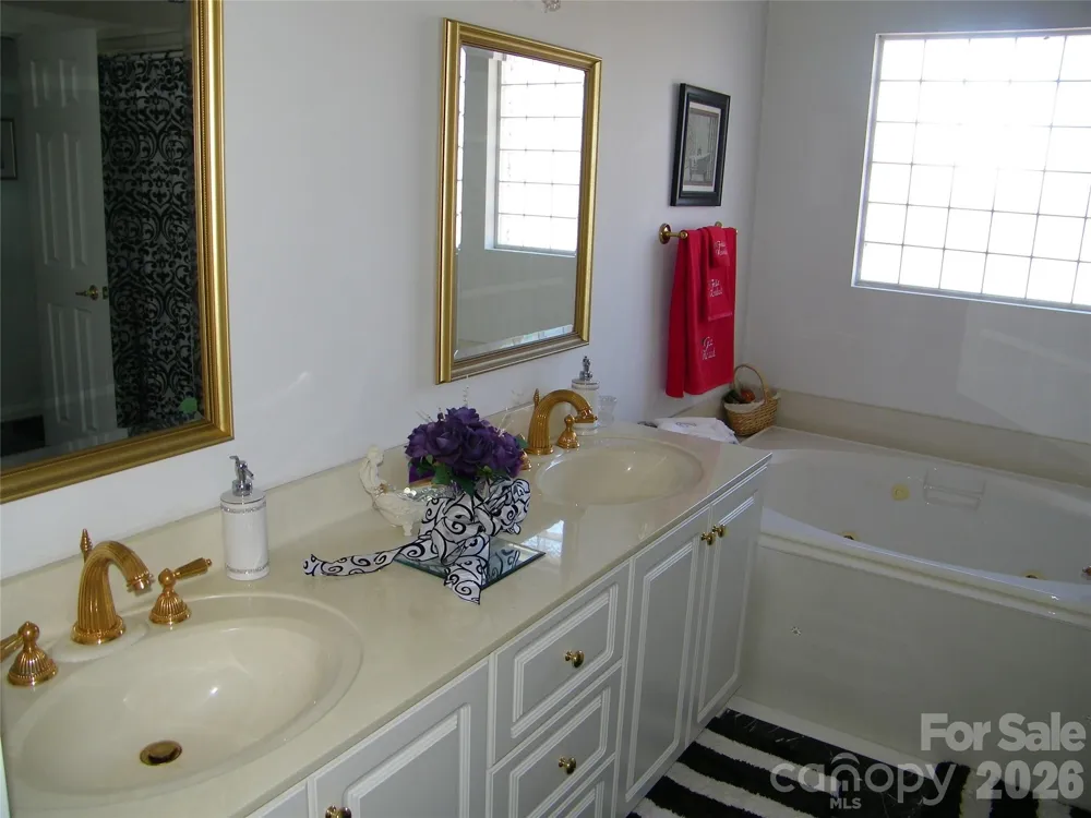 509 E Main Street Rockwell, NC 28138