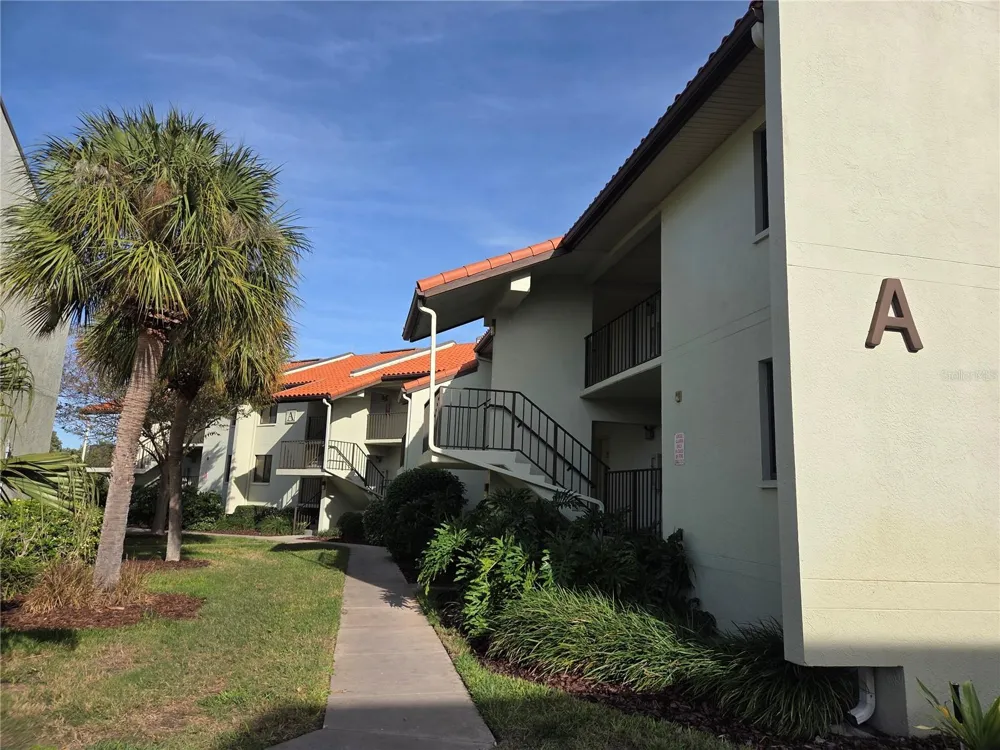 1515 PINELLAS BAYWAY S #A6 Tierra Verde, FL 33715