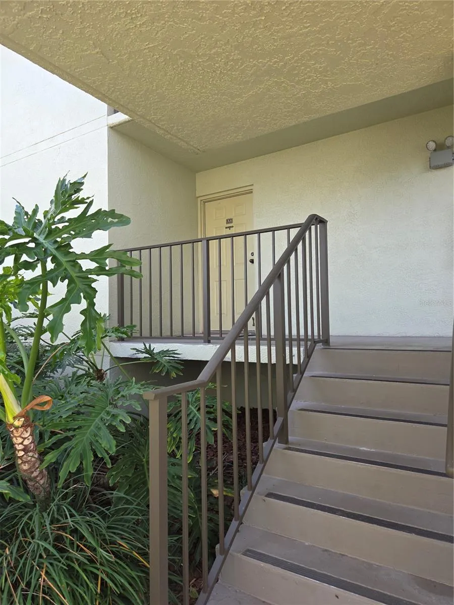 1515 PINELLAS BAYWAY S #A6 Tierra Verde, FL 33715