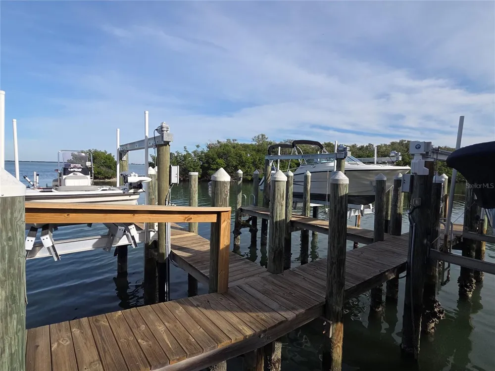 1515 PINELLAS BAYWAY S #A6 Tierra Verde, FL 33715