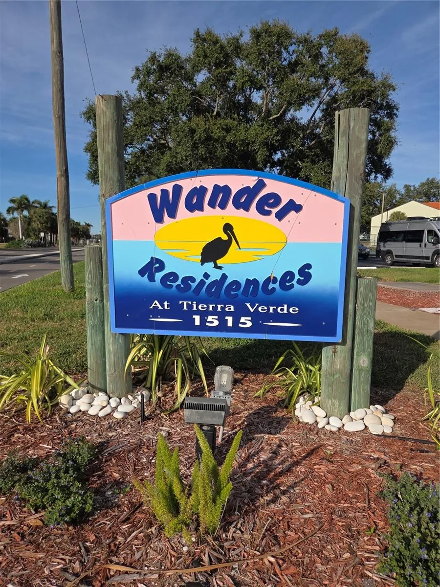 1515 PINELLAS BAYWAY S #A6 Tierra Verde, FL 33715