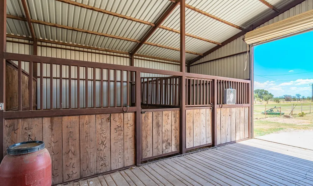 6010 Fm 3326 S Hawley, TX 79525