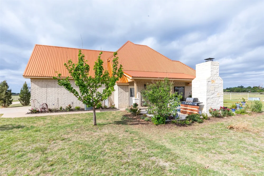 6010 Fm 3326 S Hawley, TX 79525