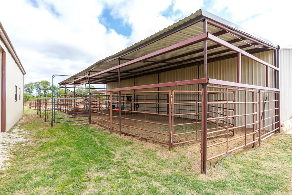 6010 Fm 3326 S Hawley, TX 79525