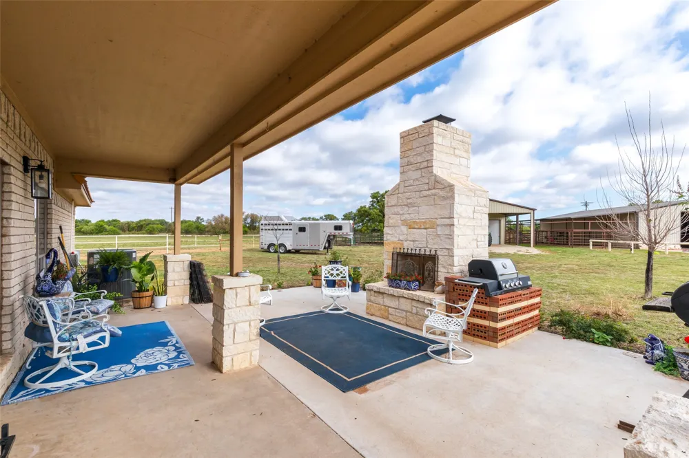 6010 Fm 3326 S Hawley, TX 79525