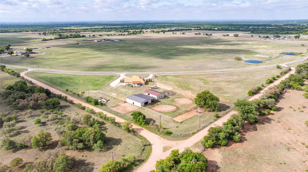 6010 Fm 3326 S Hawley, TX 79525