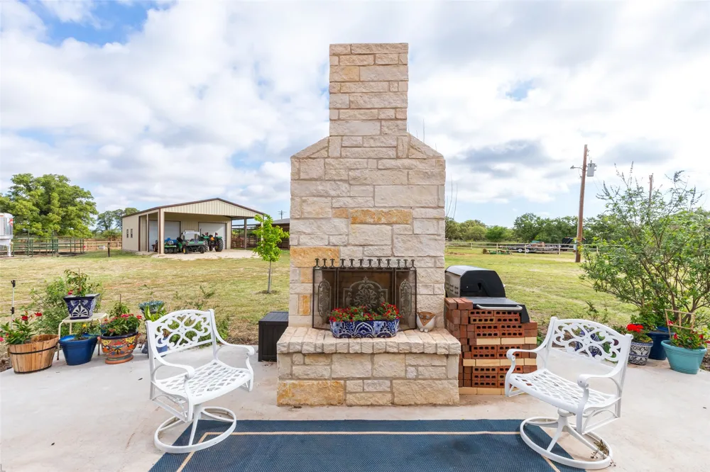 6010 Fm 3326 S Hawley, TX 79525