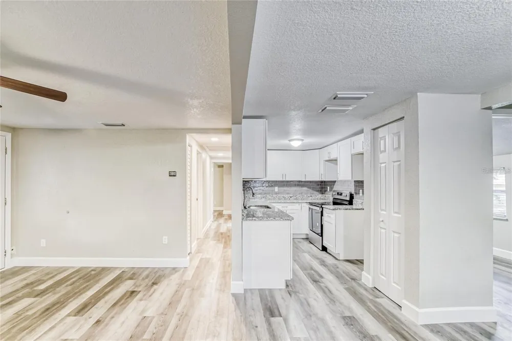 5320 CHERRY AVENUE Seffner, FL 33584