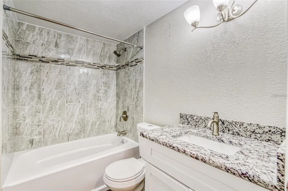 5320 CHERRY AVENUE Seffner, FL 33584