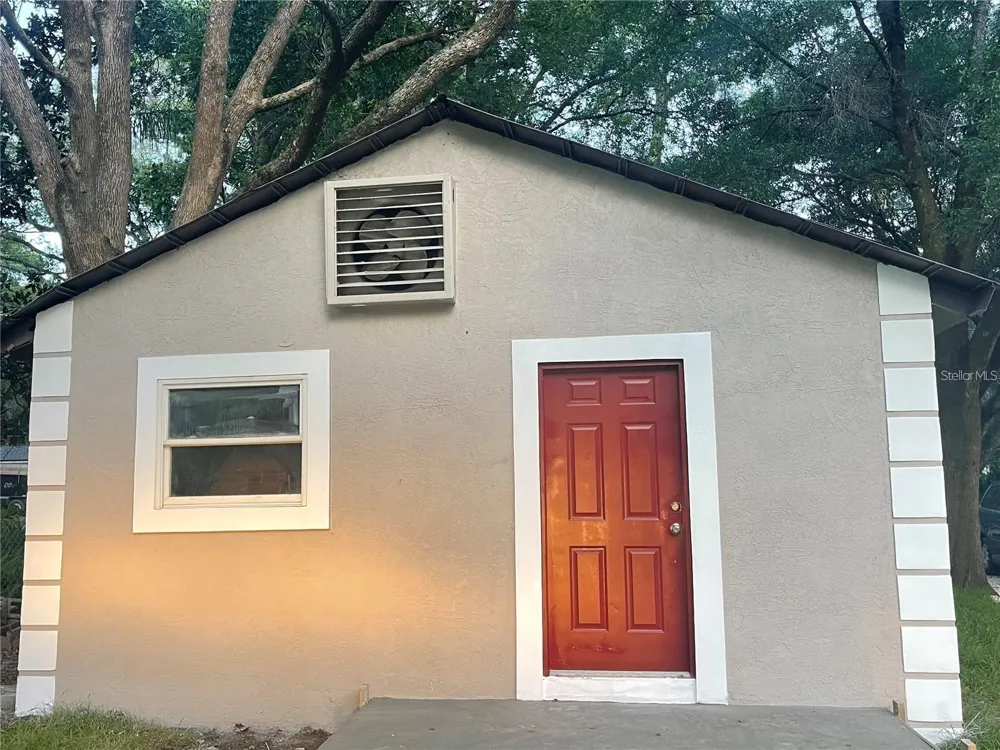 5320 CHERRY AVENUE Seffner, FL 33584