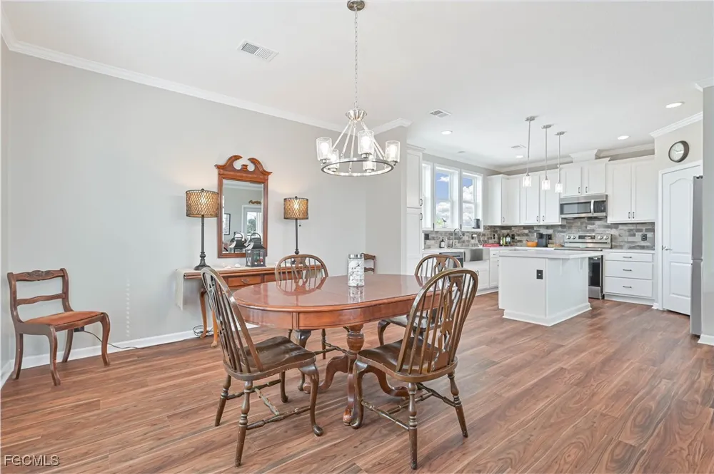 5th Avenue St James City, FL 33956