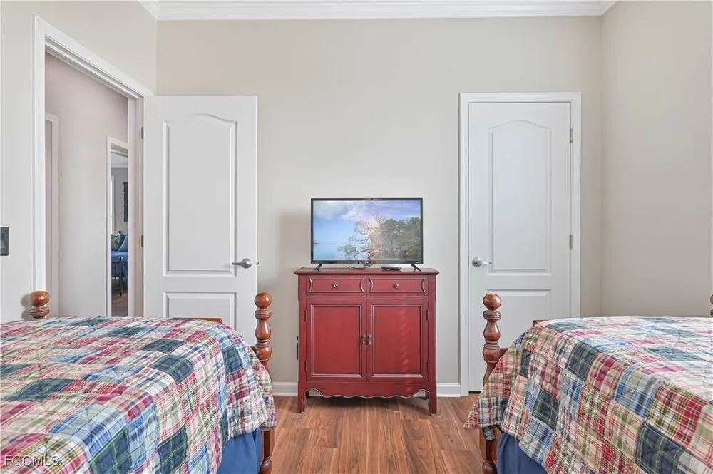 5th Avenue St James City, FL 33956