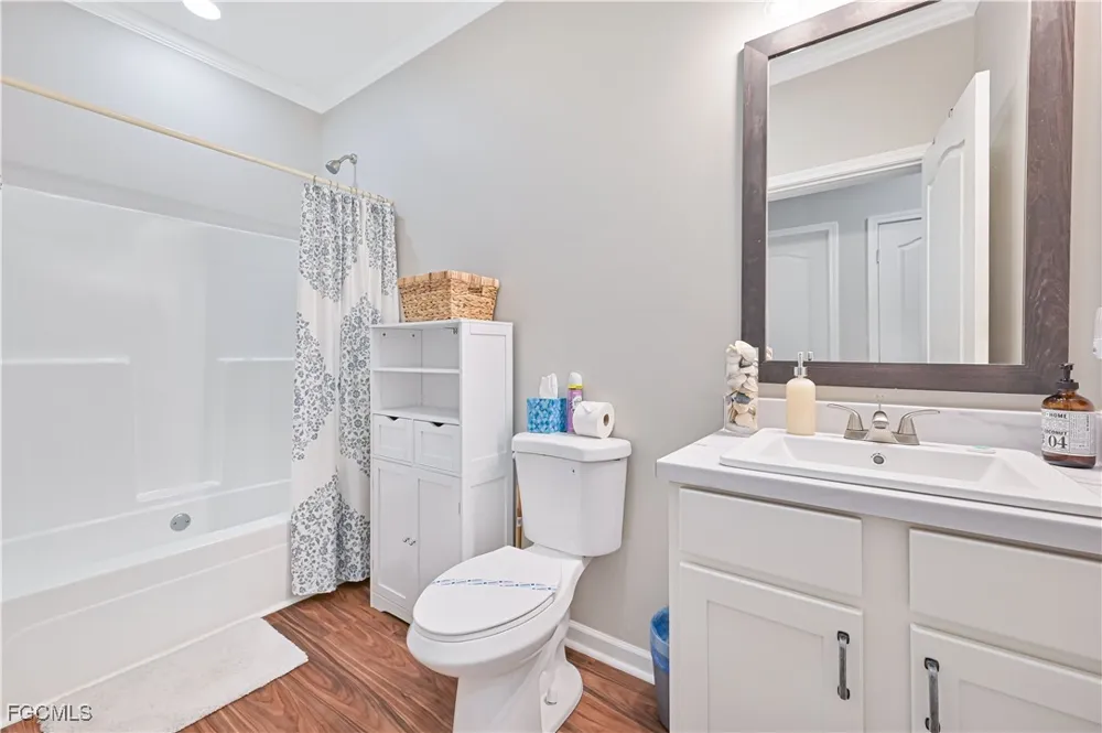 5th Avenue St James City, FL 33956
