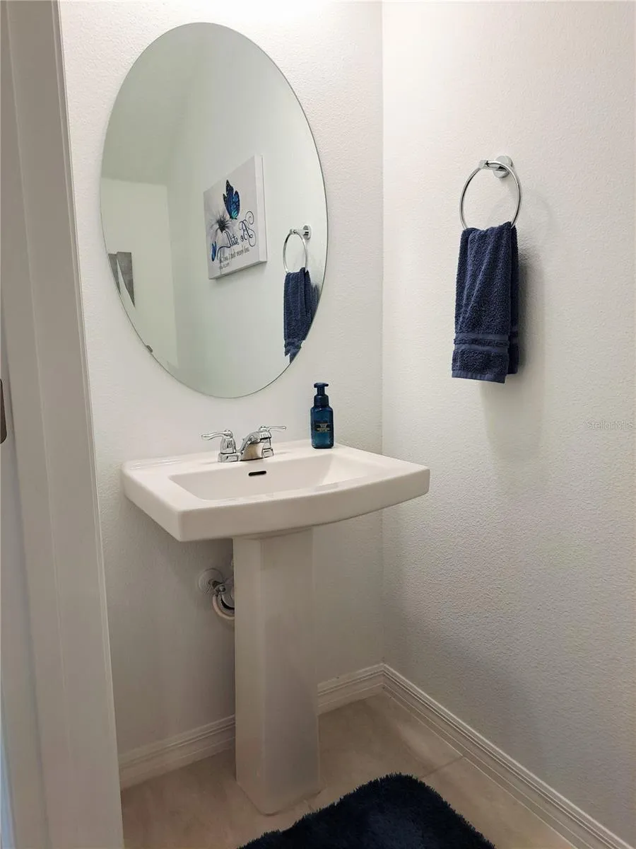 2991 CANARY AVENUE Davenport, FL 33837