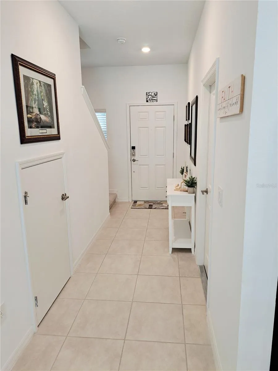 2991 CANARY AVENUE Davenport, FL 33837