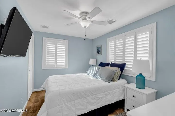 28 E Bonita Way Lavallette, NJ 08735