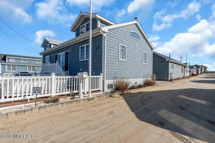 28 E Bonita Way Lavallette, NJ 08735
