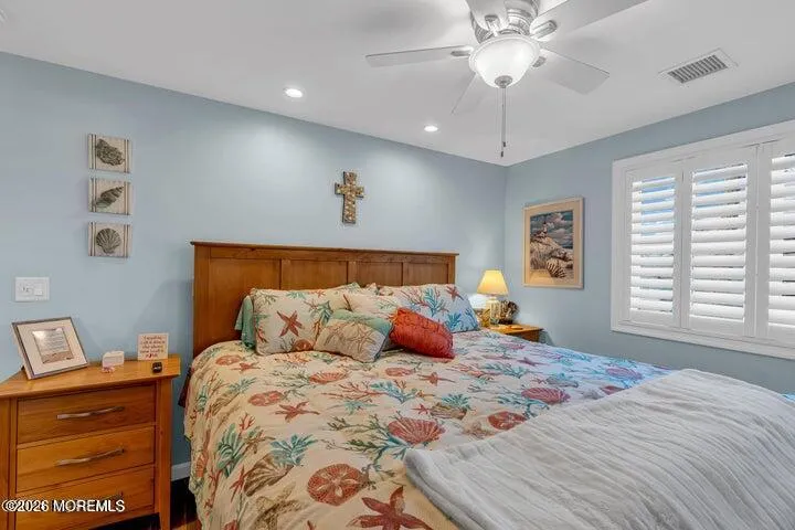 28 E Bonita Way Lavallette, NJ 08735