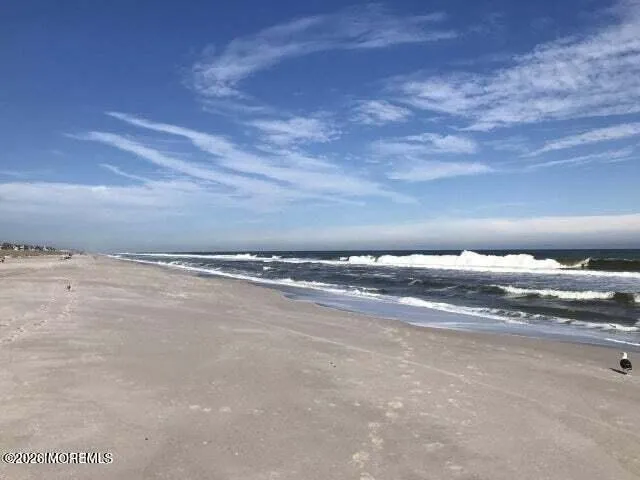 28 E Bonita Way Lavallette, NJ 08735
