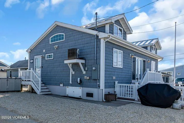 28 E Bonita Way Lavallette, NJ 08735