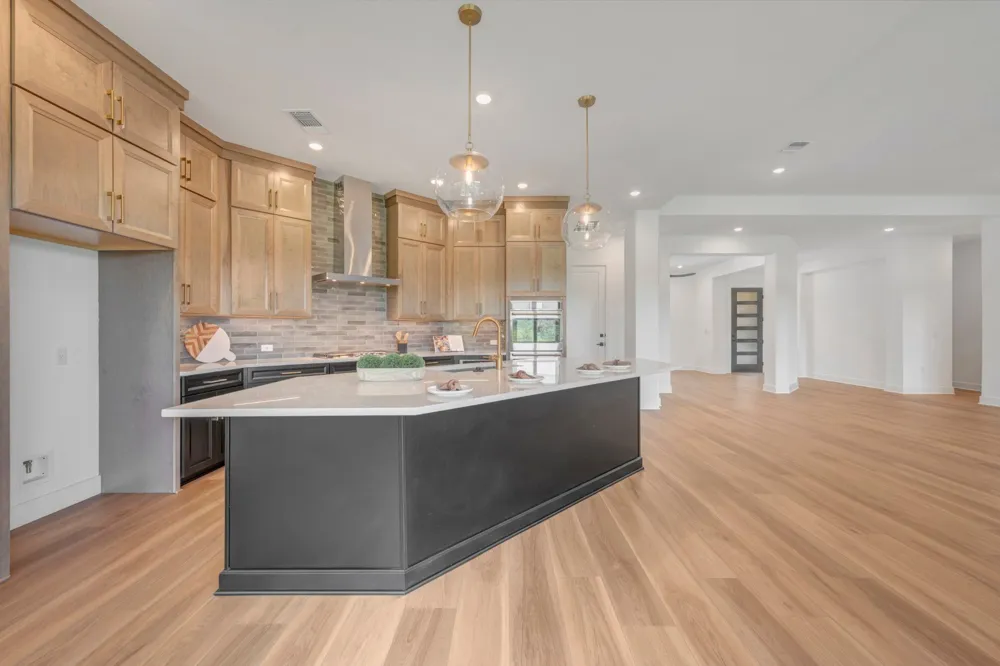 438 Rees Landing Road Spicewood, TX 78669