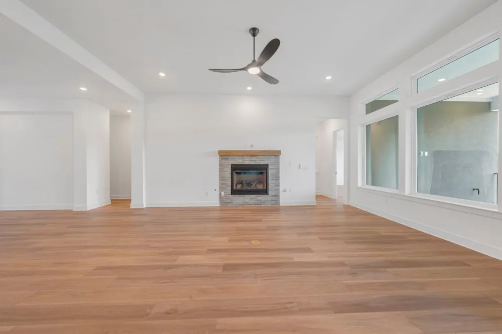 438 Rees Landing Road Spicewood, TX 78669