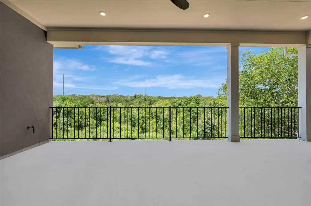 438 Rees Landing Road Spicewood, TX 78669
