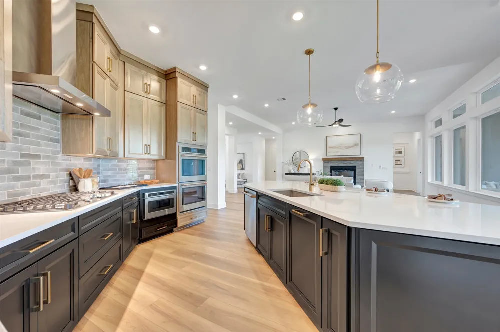 438 Rees Landing Road Spicewood, TX 78669