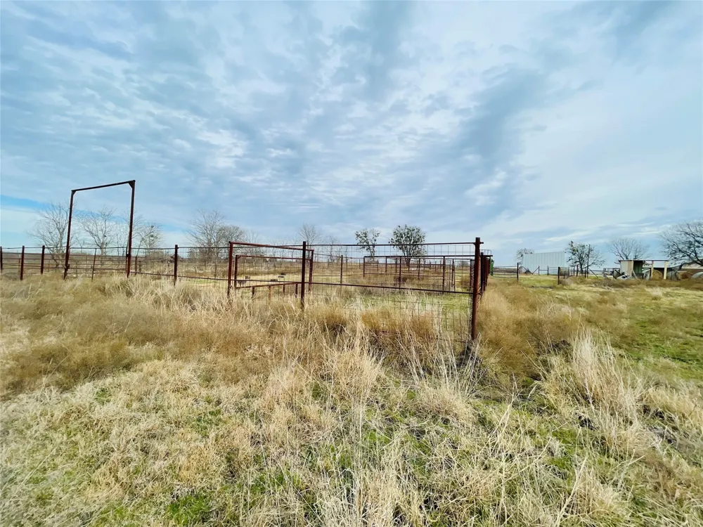 21517 SW County Road 4040 Dawson, TX 76639