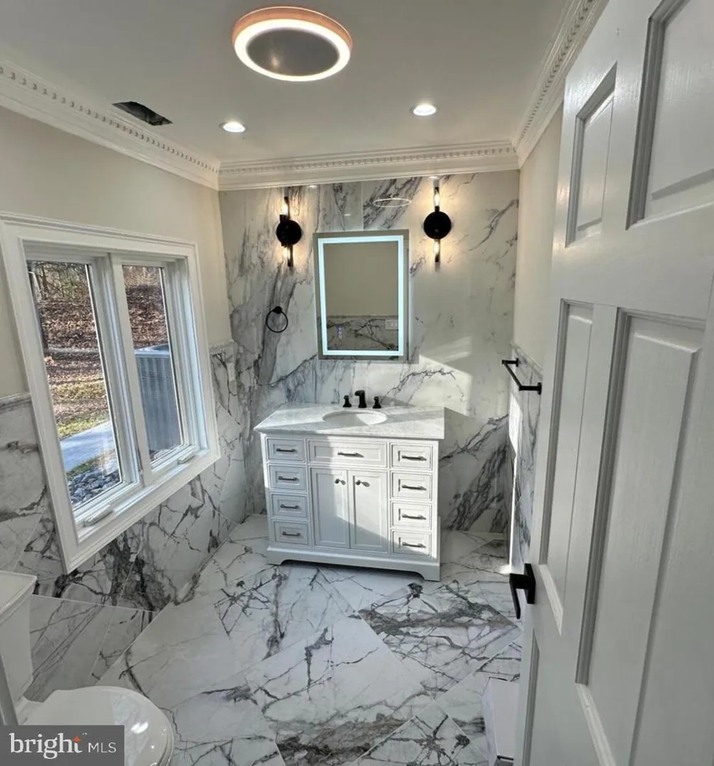 17401 CENTRAL AVENUE Upper Marlboro, MD 20774