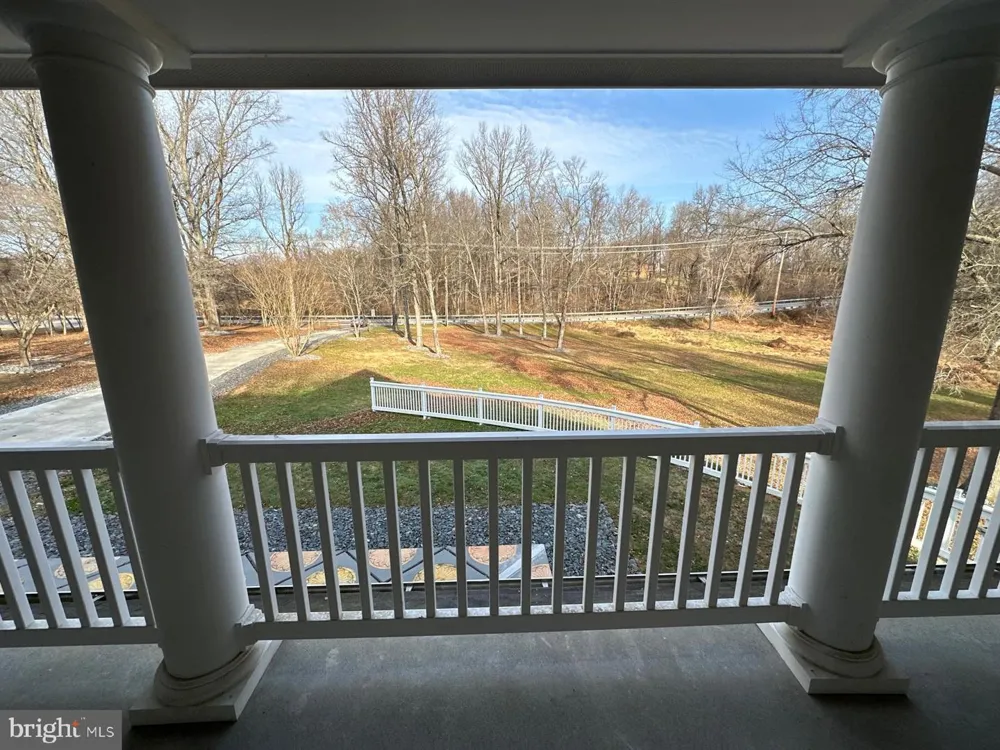 17401 CENTRAL AVENUE Upper Marlboro, MD 20774