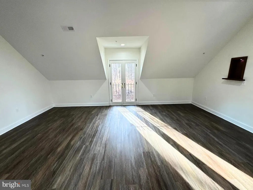 17401 CENTRAL AVENUE Upper Marlboro, MD 20774