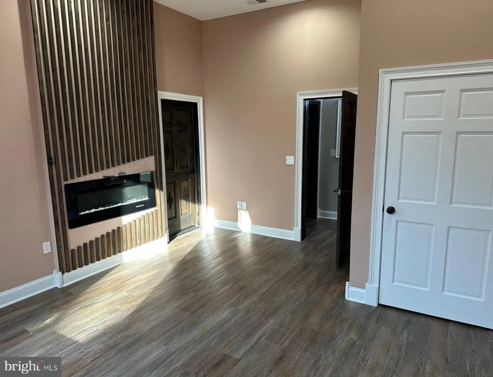 17401 CENTRAL AVENUE Upper Marlboro, MD 20774