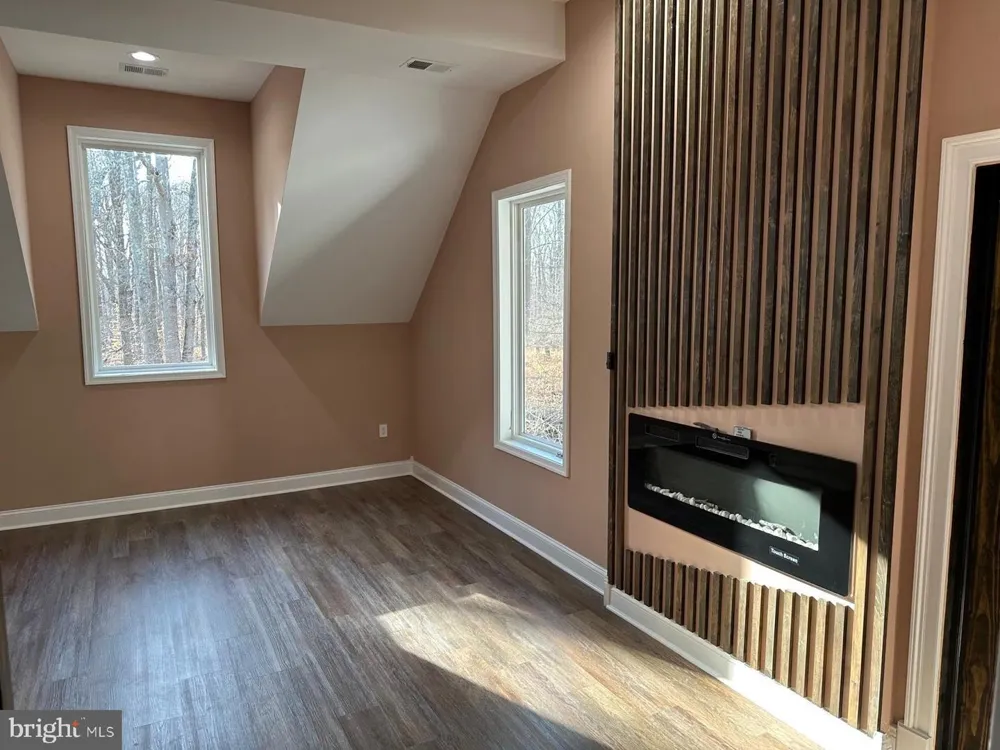 17401 CENTRAL AVENUE Upper Marlboro, MD 20774