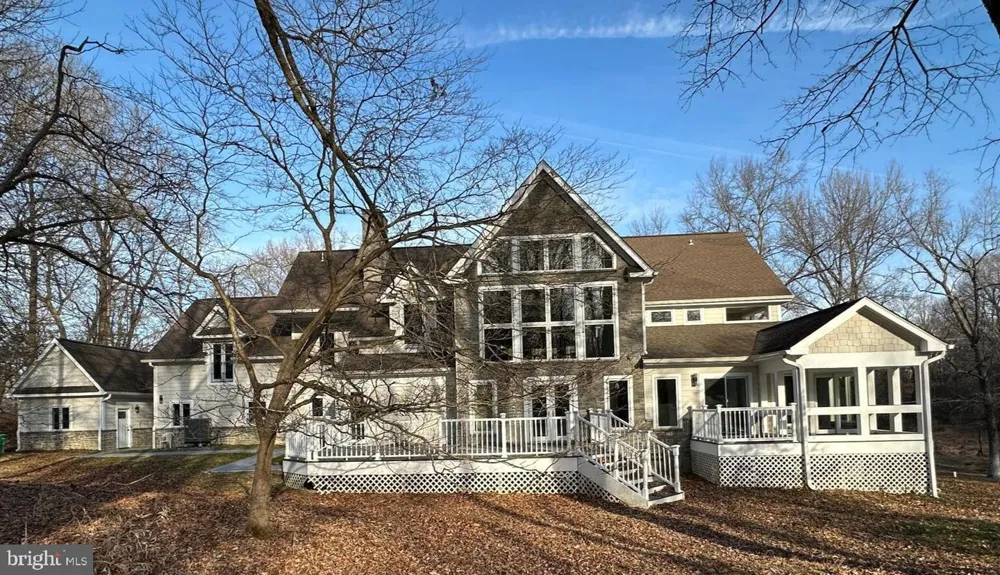 17401 CENTRAL AVENUE Upper Marlboro, MD 20774