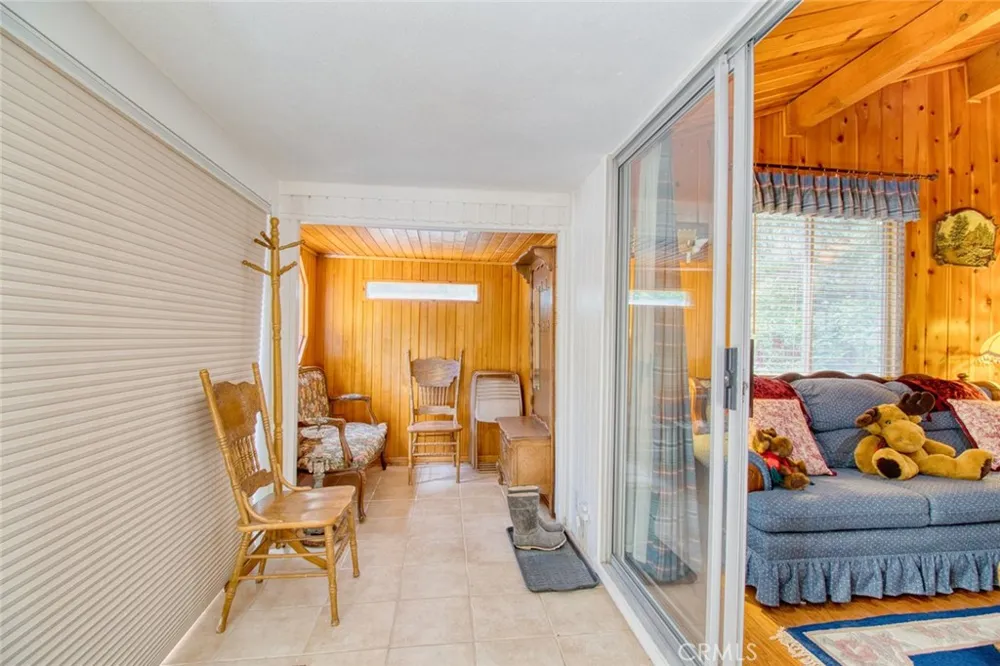 1513 Twin Lakes Wrightwood, CA 92397