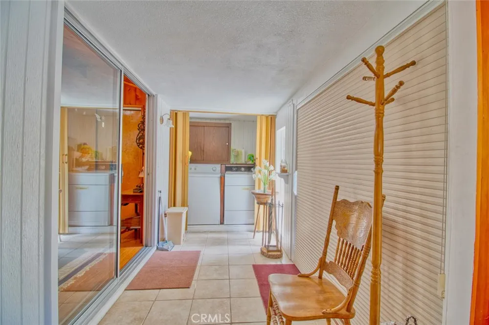 1513 Twin Lakes Wrightwood, CA 92397