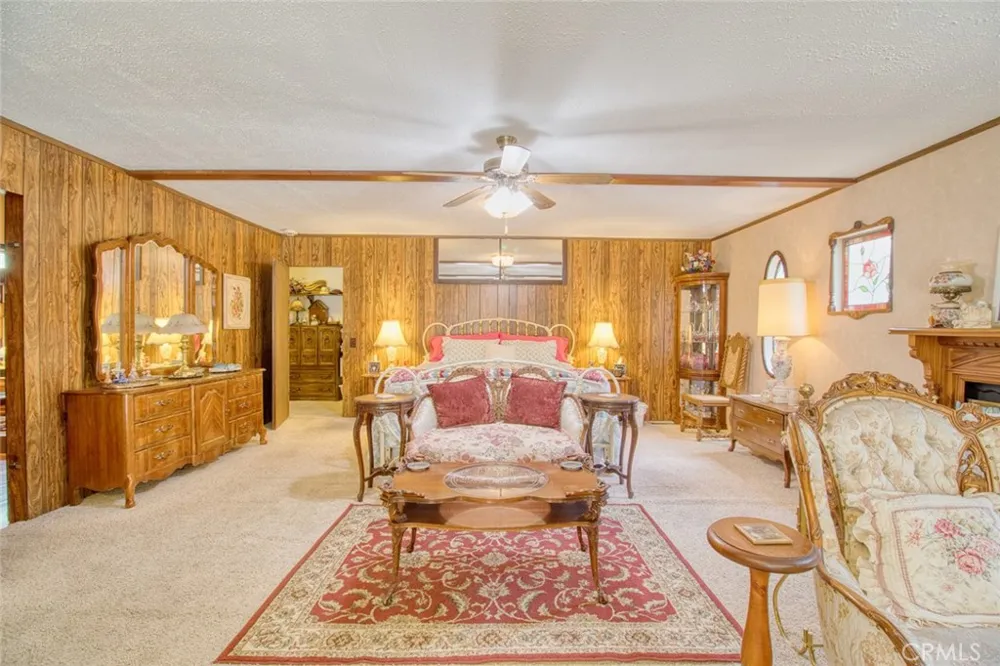 1513 Twin Lakes Wrightwood, CA 92397