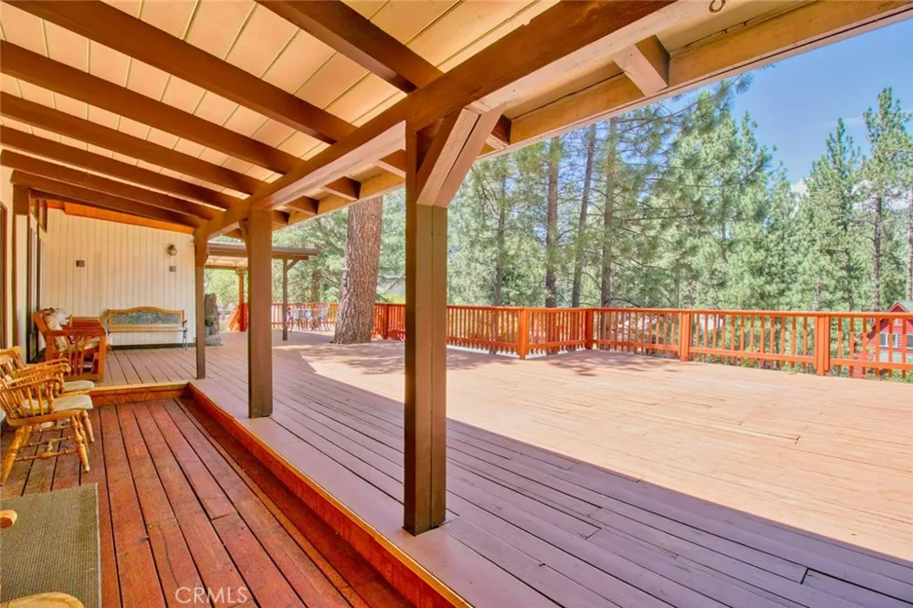 1513 Twin Lakes Wrightwood, CA 92397