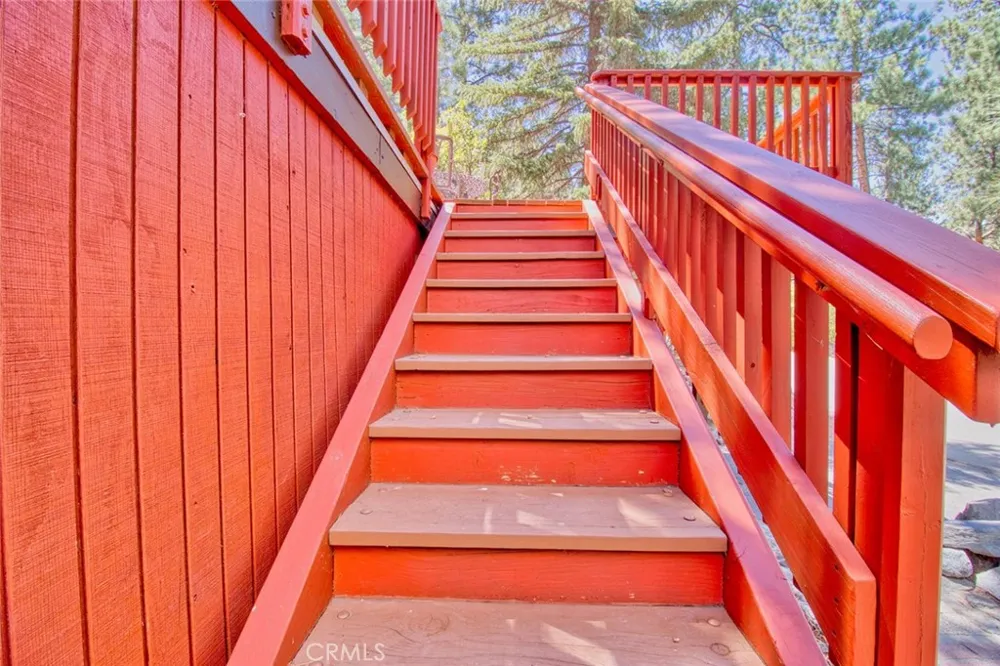 1513 Twin Lakes Wrightwood, CA 92397