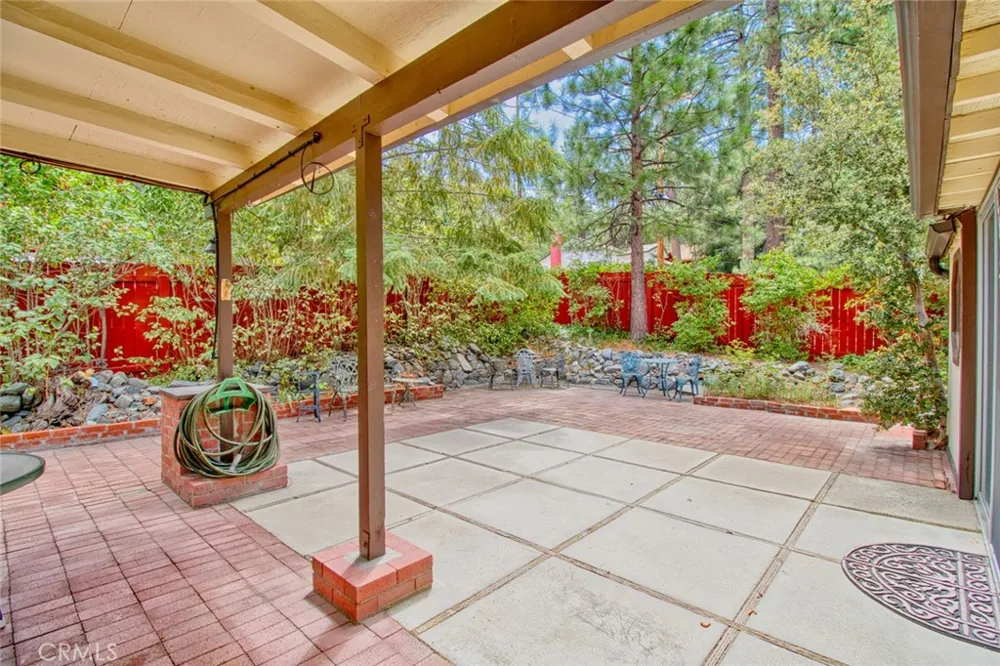 1513 Twin Lakes Wrightwood, CA 92397