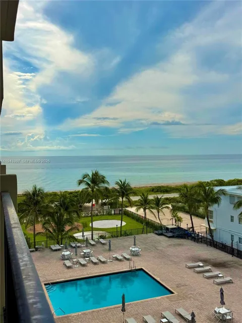 9273 Collins Ave #501