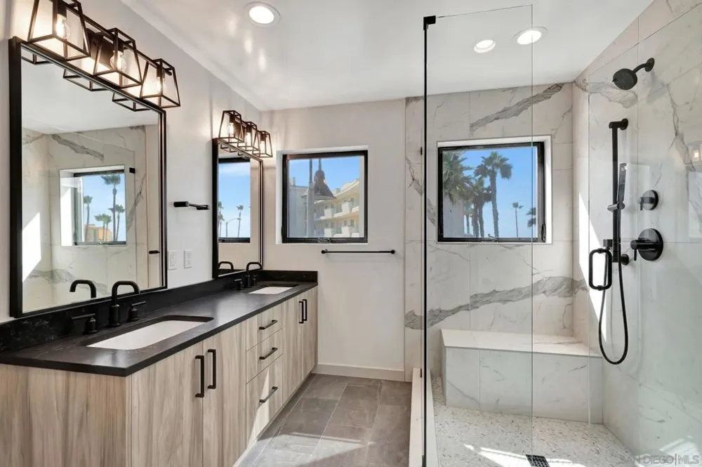 807 Seacoast Dr Imperial Beach, CA 91932